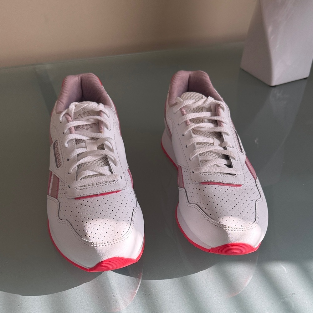 Reebok Sneakers Reebok Classic Leather White and Pink Sneakers Size 8.5